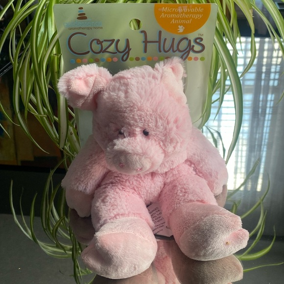 Cozy Hugs Other - Cozy Hugs Aromatherapy Animal- Lavendar Scented Pig 🐽